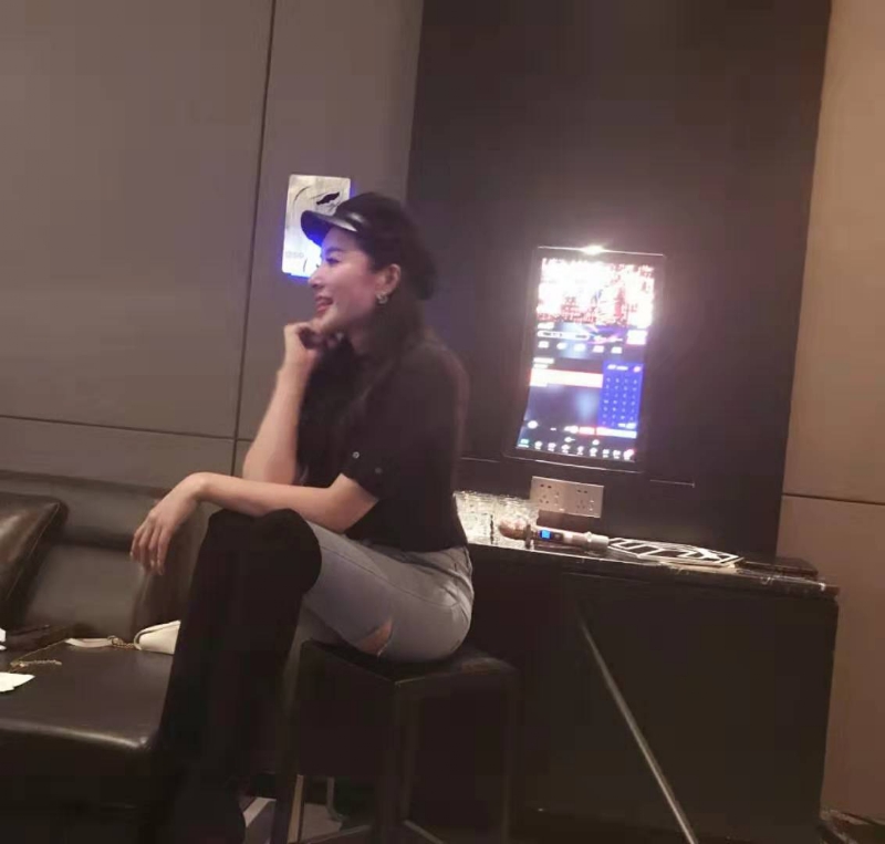 婷婷的第三张照片--香港交友中心