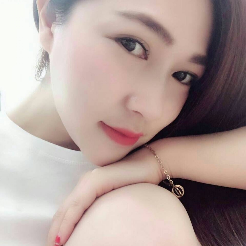 Emily的第一张照片--香港交友中心