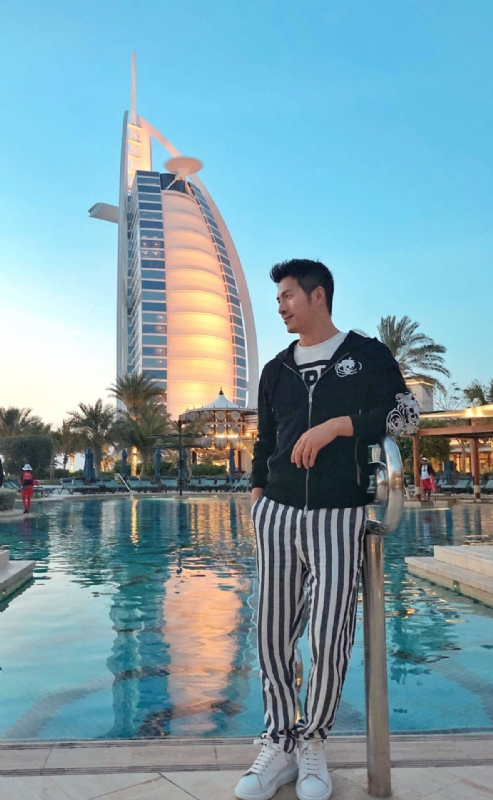 梁晟麟的第一张照片--香港交友中心