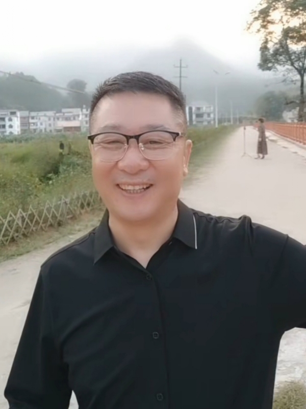 在這裡等你的第一张照片--香港交友中心
