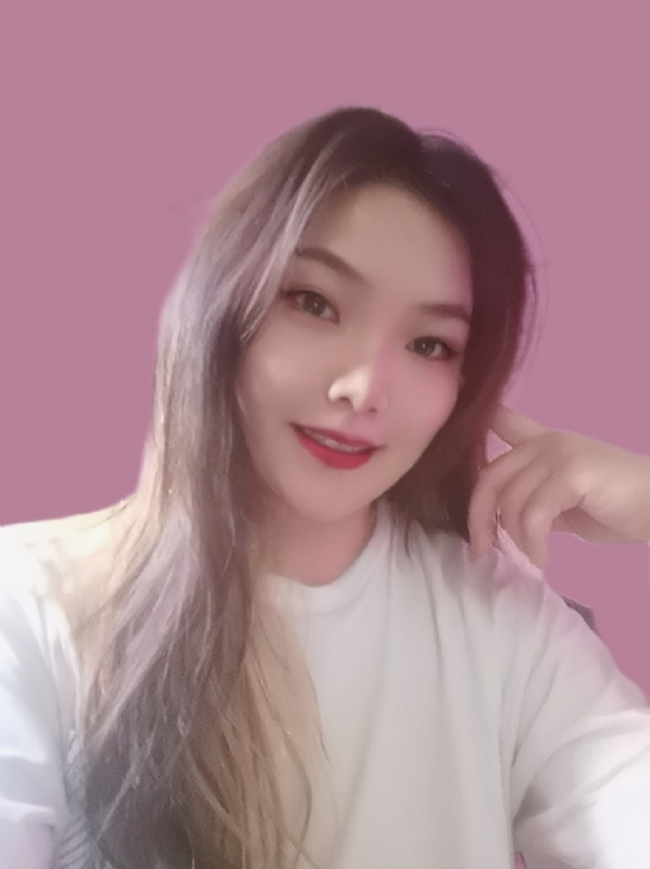 莉莉奈斯的第一张照片--香港交友中心