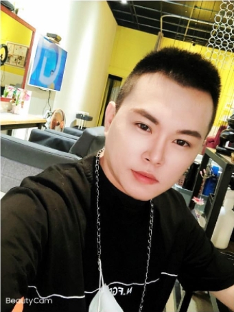 lucky的第一张照片--香港交友中心