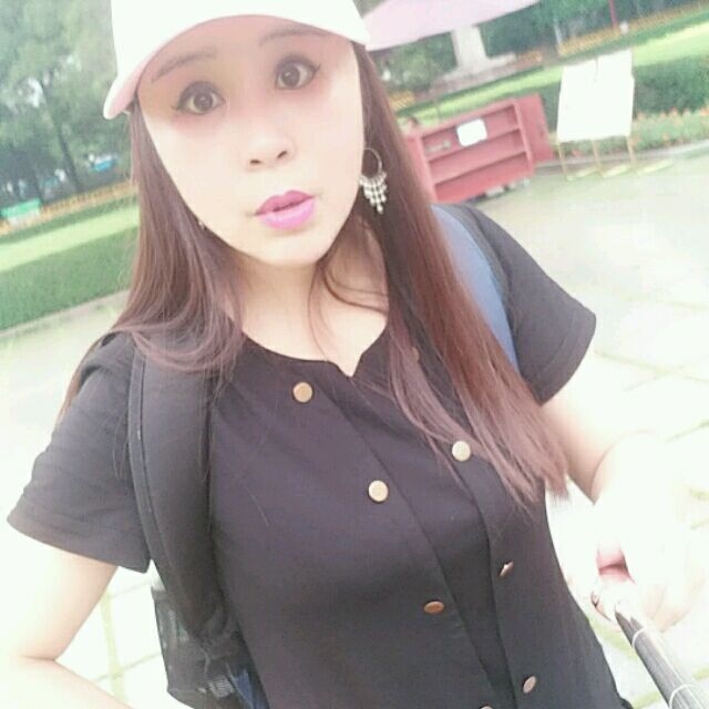 追光的第一张照片--香港交友中心