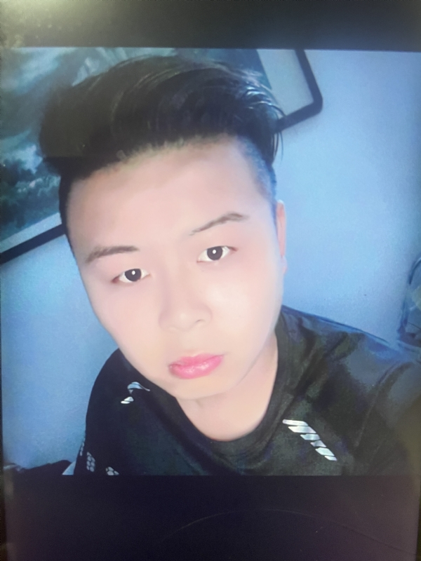 踏实森的第一张照片--香港交友中心