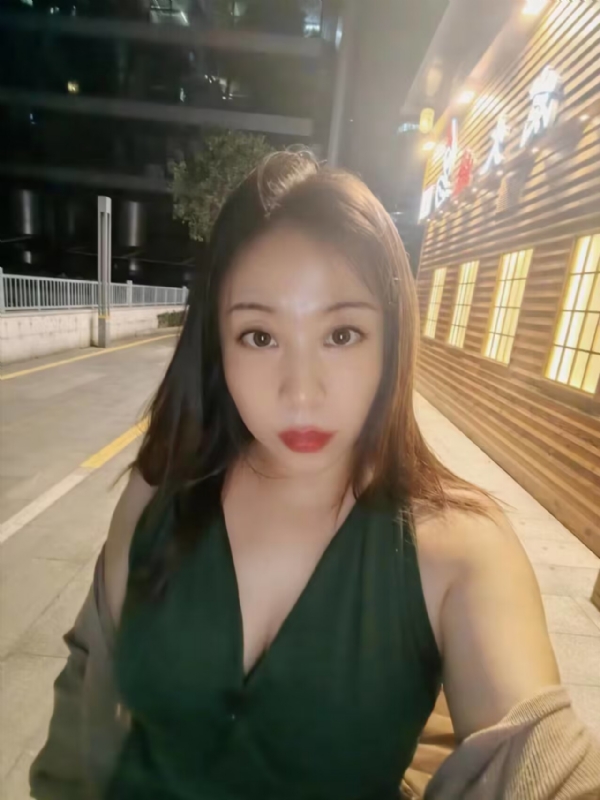 叶子青青的第三张照片--香港交友中心