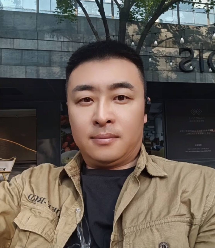 酱心的第一张照片--香港交友中心